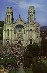 Canada – Quebéc Province – Sainte-Anne-de-Beaupré – Pèlerins à la Basilique le 26 Juillet