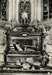 France – Lisieux – Châsse de Sainte Thérèse de l'Enfant-Jésus au Carmel de Lisieux